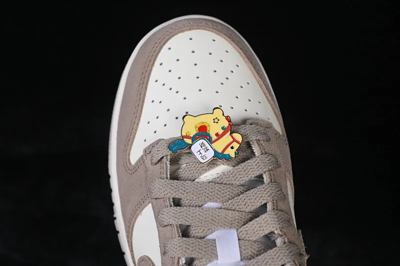 All Categories Nk SB Dunk Series Nk SB Dunk Low Low-top sneakers Nike SB Dunk Low Year of the Horse Gray White Low-top casual sneakers IB4417-105